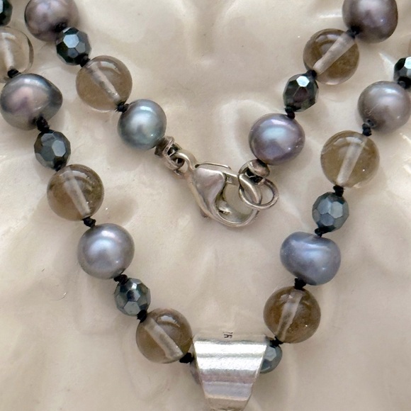 Beautiful Beaded Necklace with Multi Gemstone Pendant - Picture 4 of 11